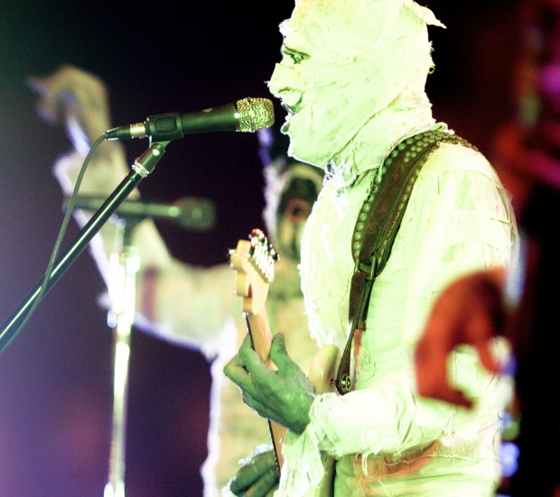 2011 - Night Ranger, Steel Magnolia, Patty Smyth and Scandal, Here Come The Mummies
